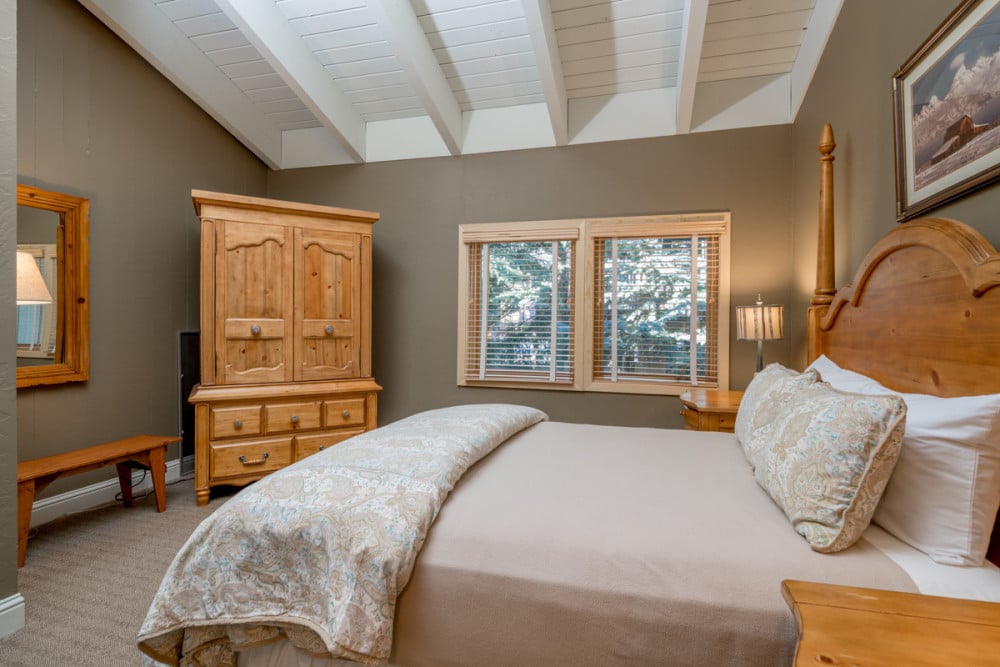 Sun Valley 28