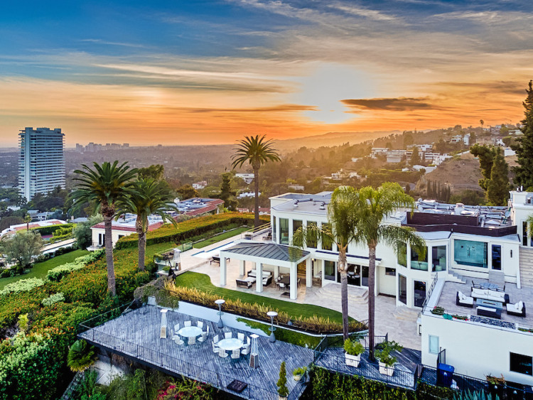 Fresh Look at Los Angeles Luxury Villas Vacation Rentals 2024 2025