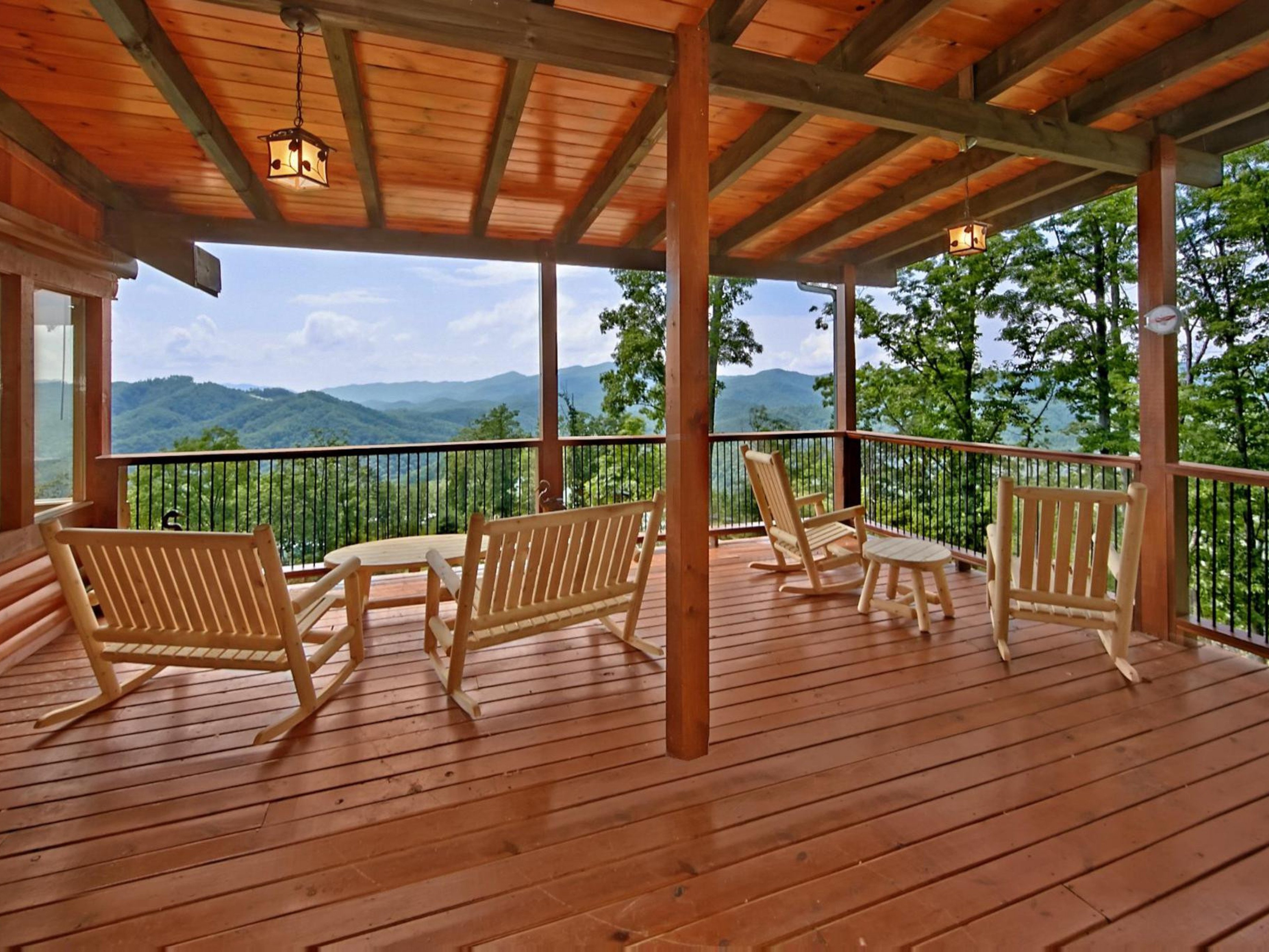 Wears Valley 16 cabin in Tennessee