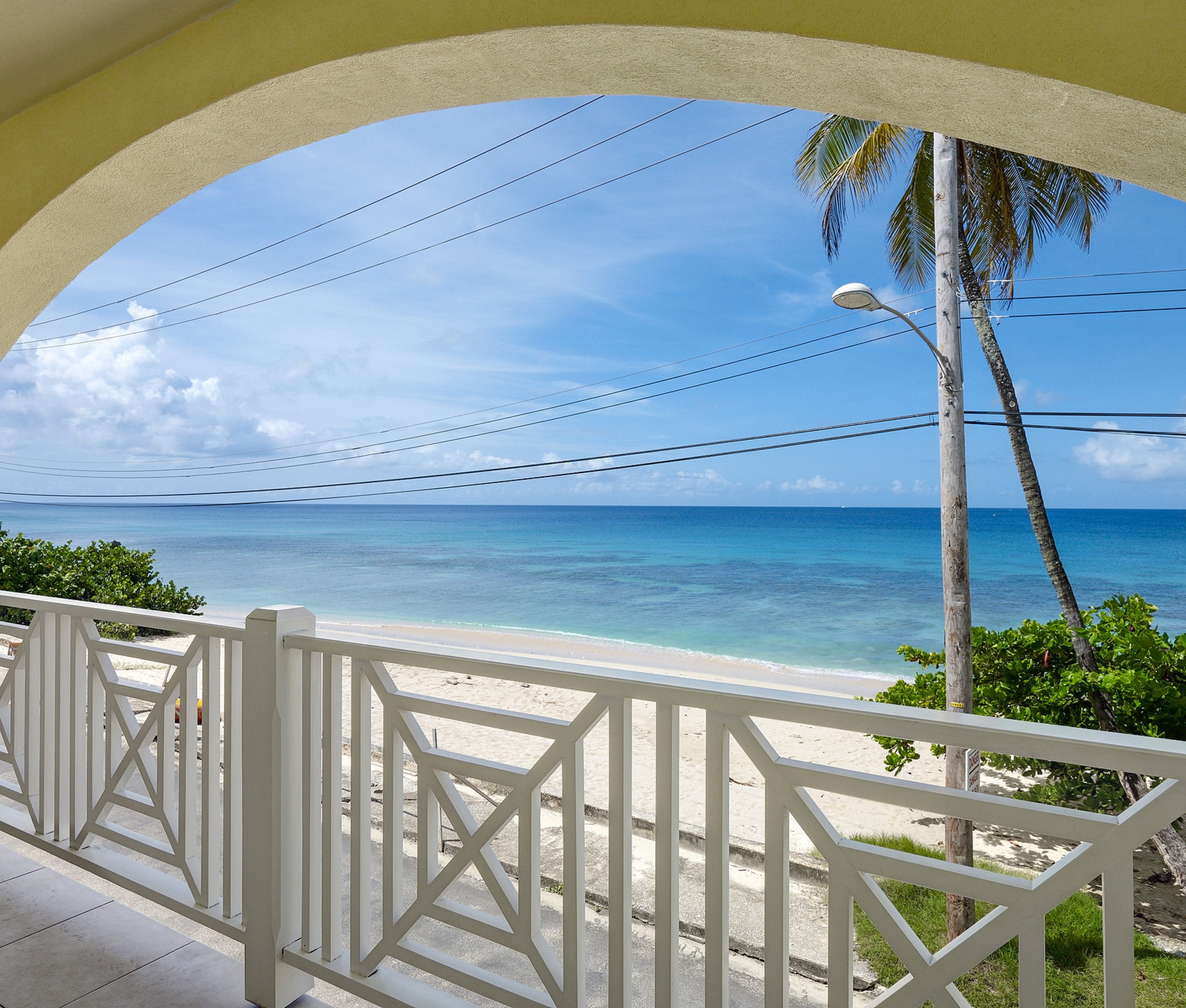 https://www.thetopvillas.com/destinations/caribbean/barbados/st-peter/speightstown/white-sands-g4-speightstown