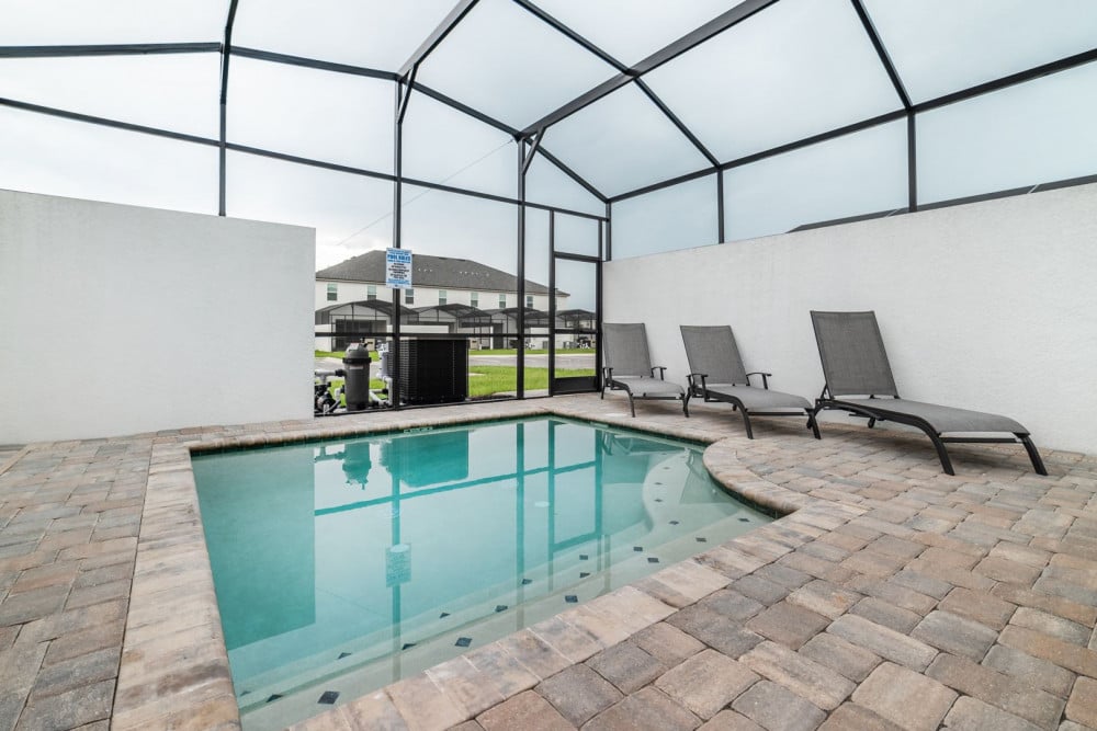 Solara Resort 387