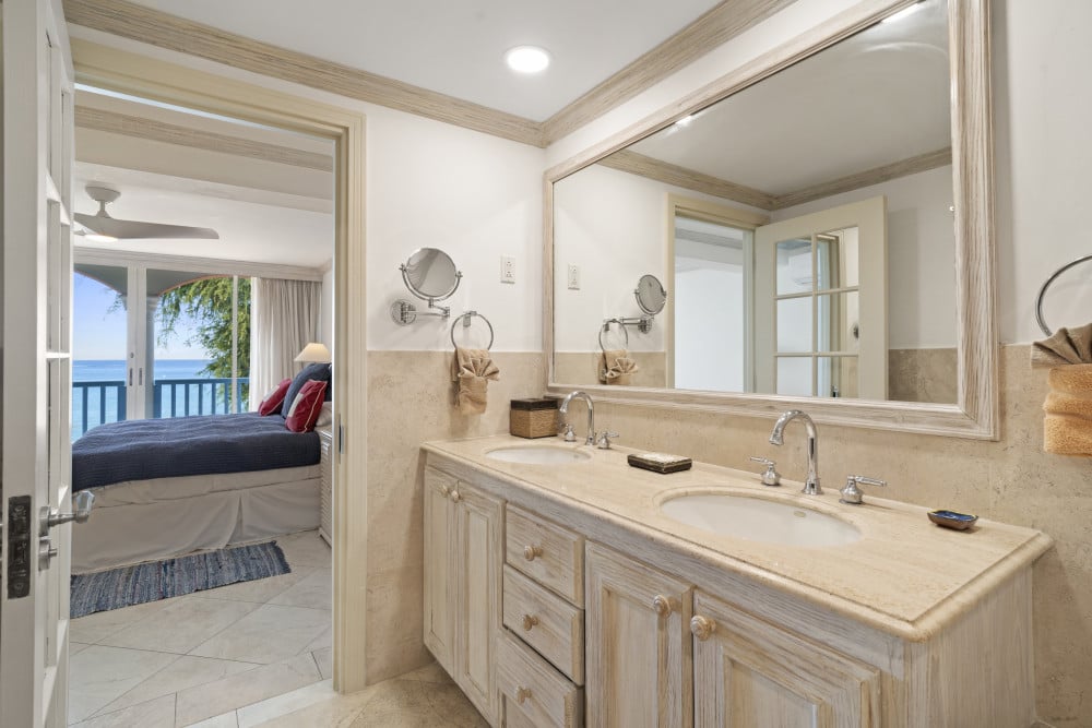 Villas on the Beach 201