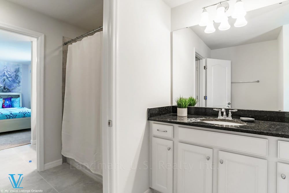 Windsor at Westside 8