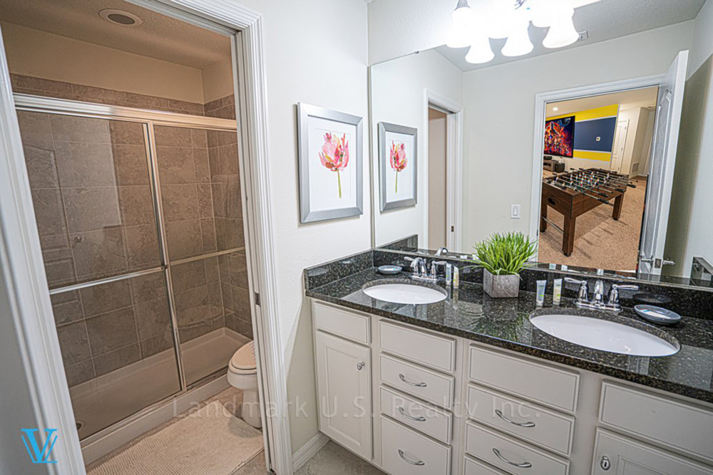 Windsor at Westside 8