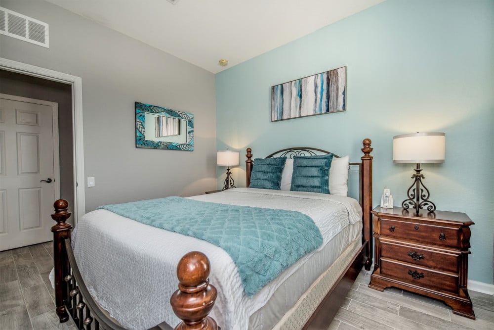 Vista Cay 325