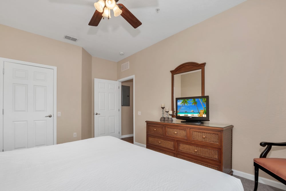 Vista Cay 296