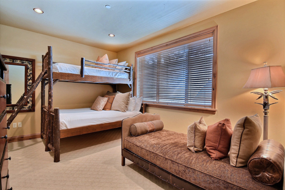 Park City 111
