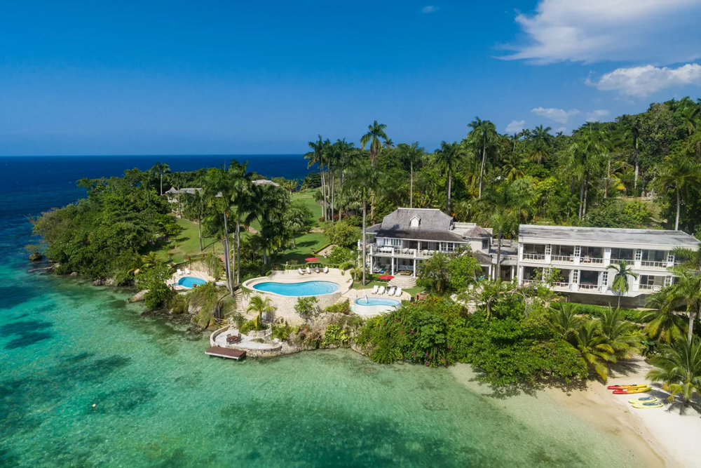 Rio Chico on the Beach