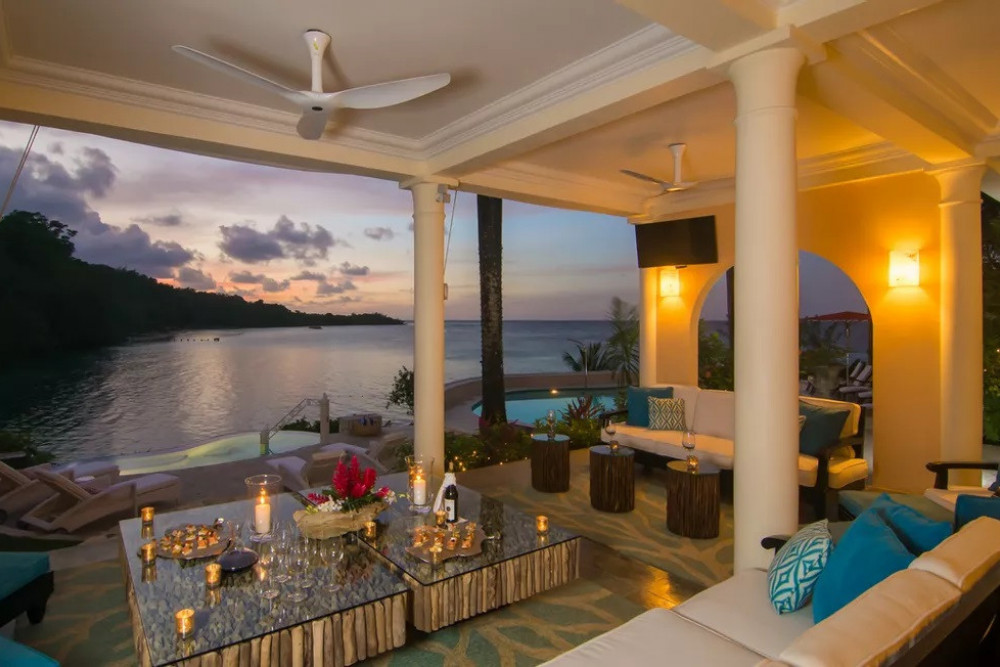 Rio Chico on the Beach