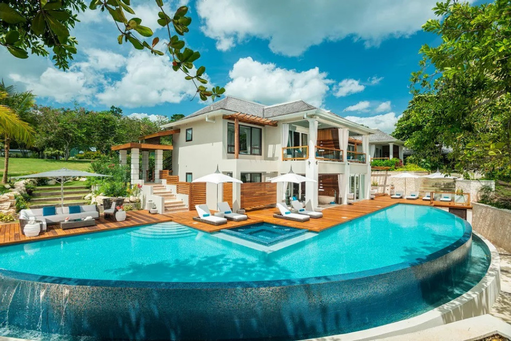 Rio Chico on the Beach