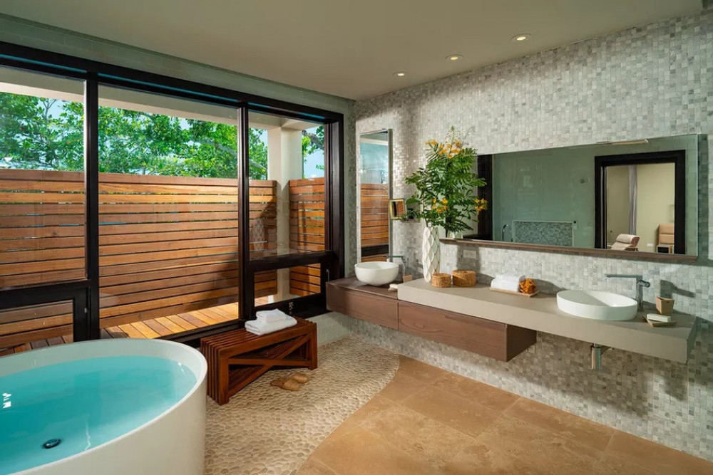 Rio Chico on the Beach