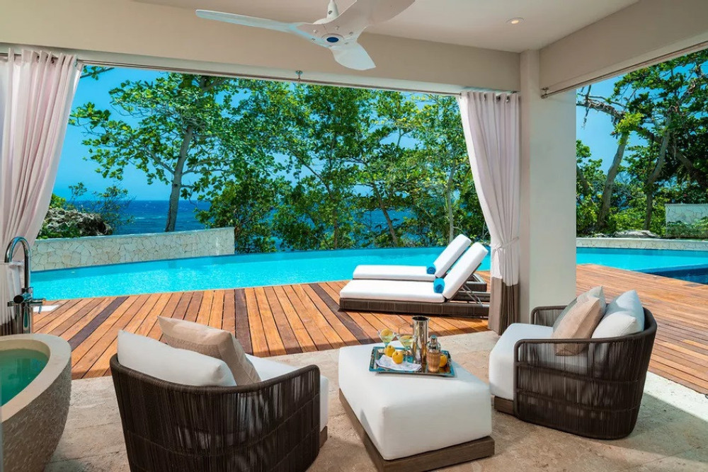 Rio Chico on the Beach