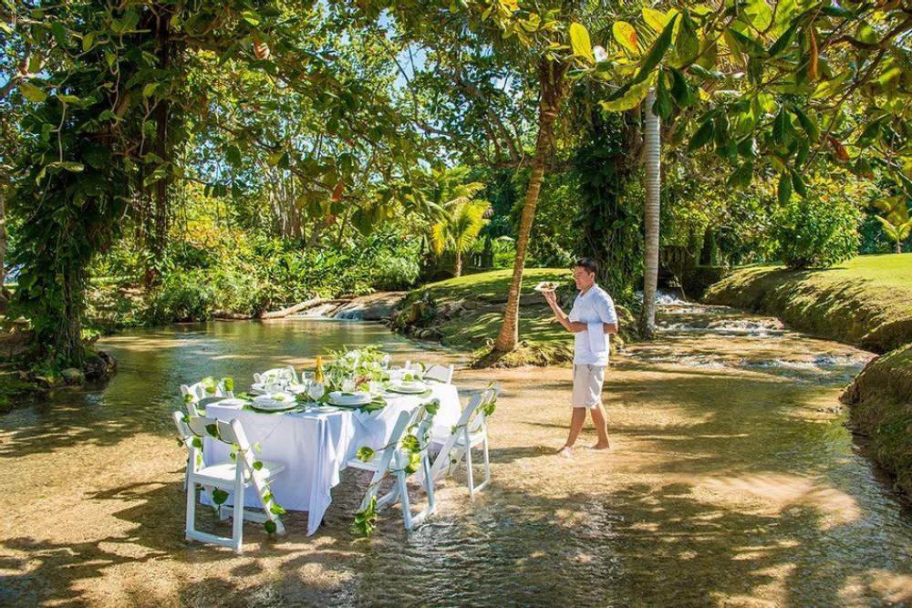 Rio Chico on the Beach