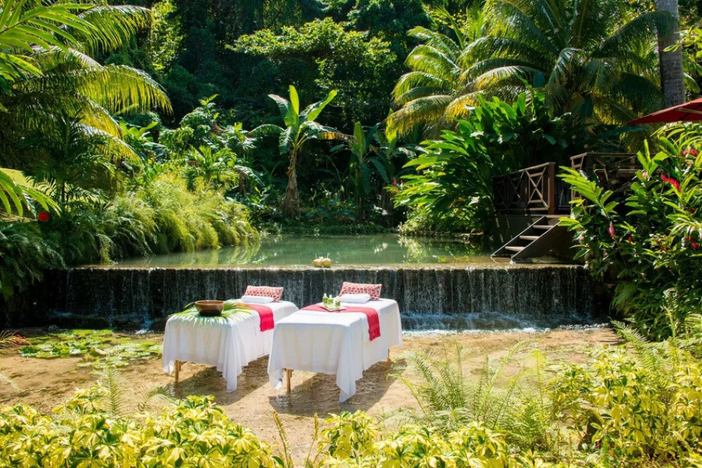 Rio Chico on the Beach