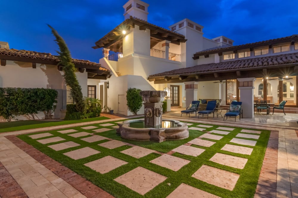 Paradise Valley 2