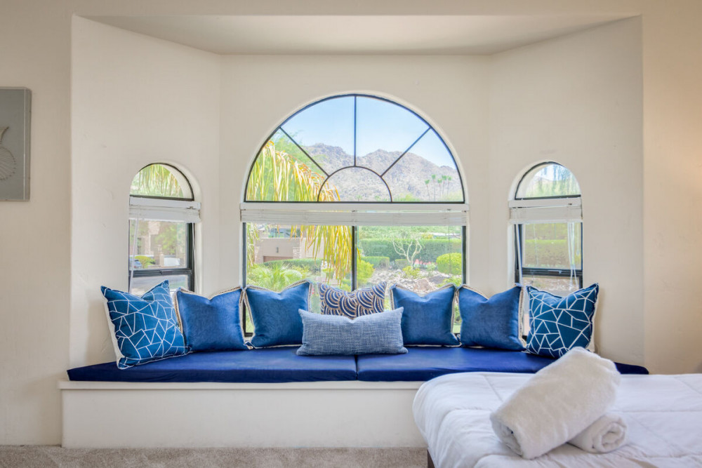 Paradise Valley 2