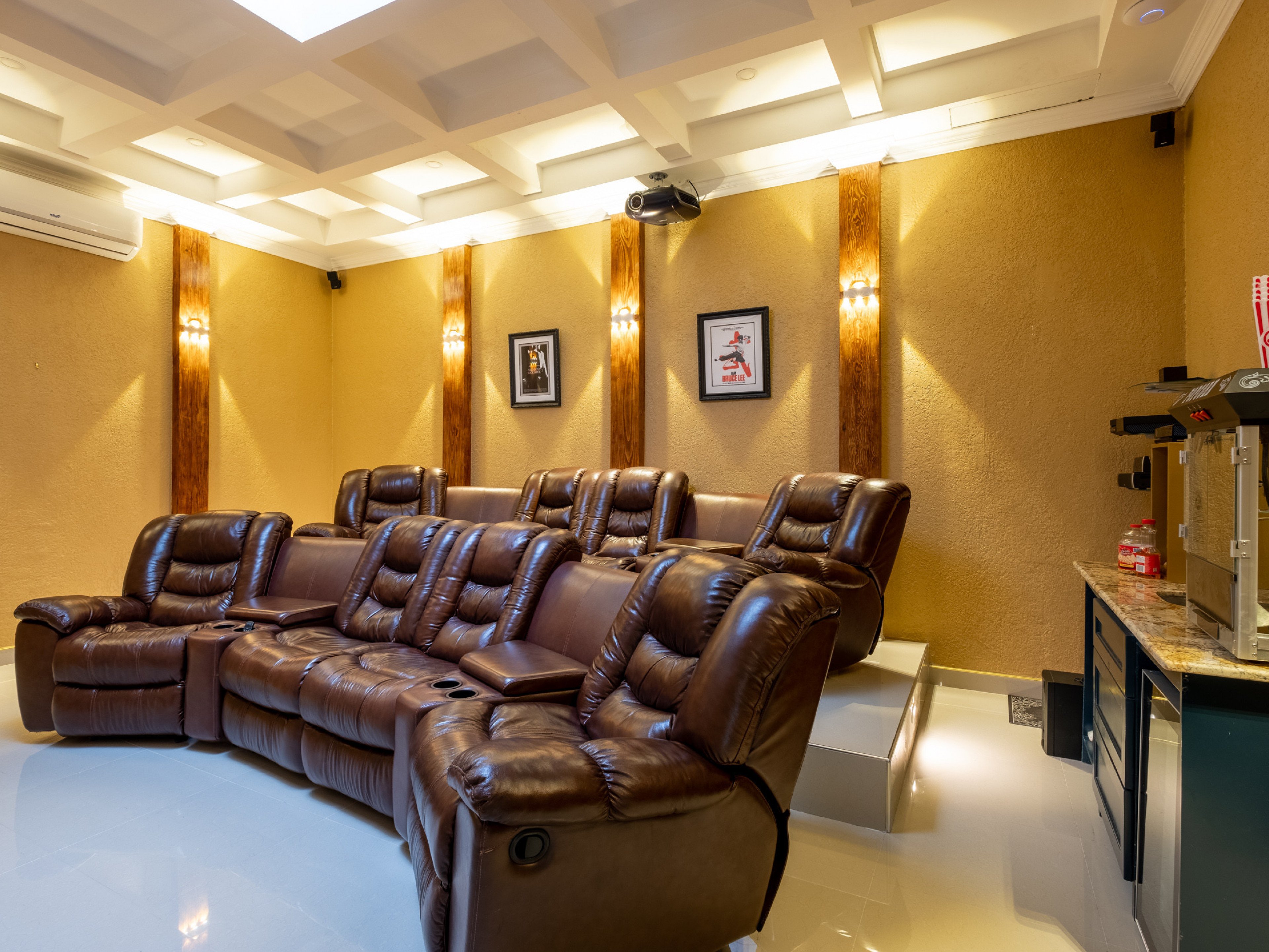 Villa Mimosa vacation rental with home theater and game room