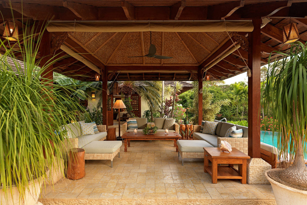 Amanoka on the Beach