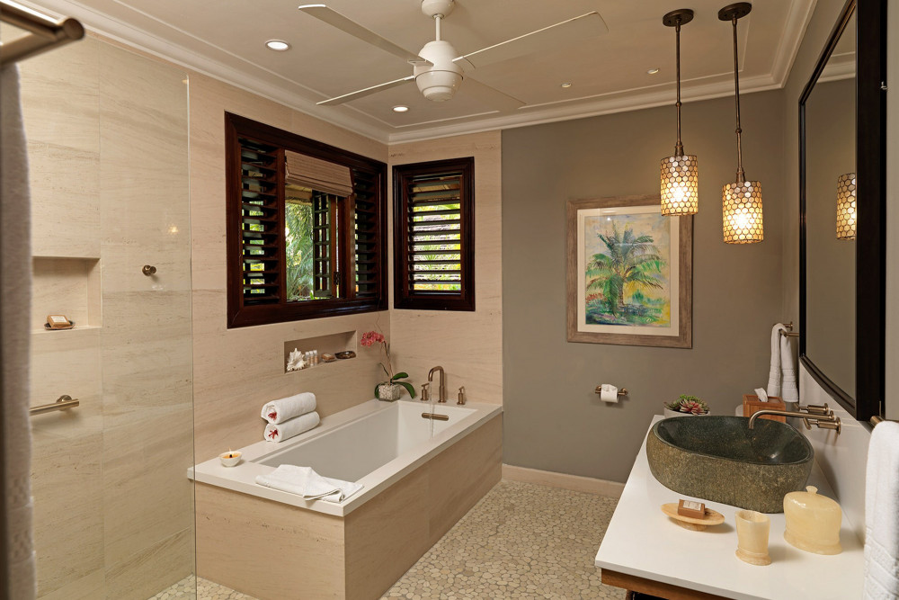 Amanoka on the Beach