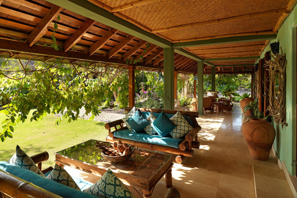 Amanoka on the Beach