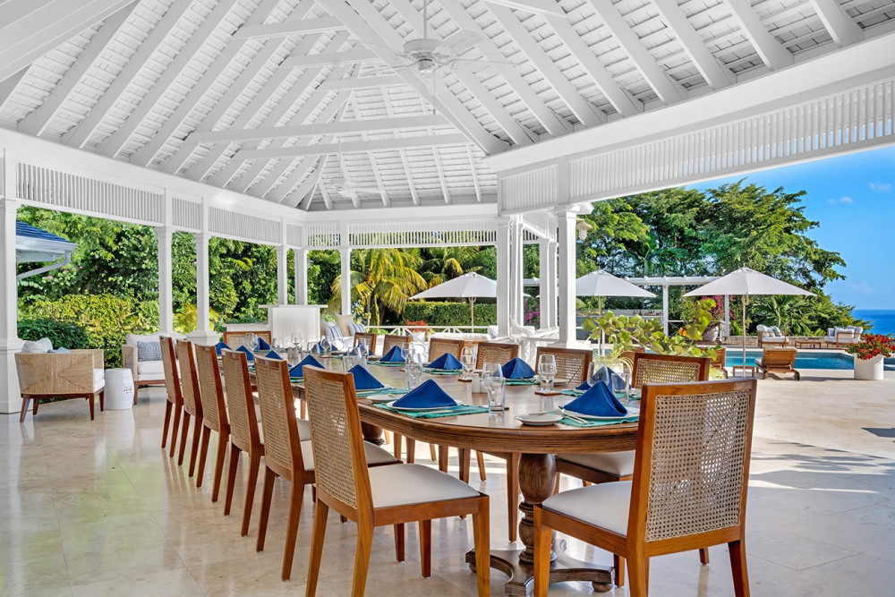 Longview Villa on Round Hill