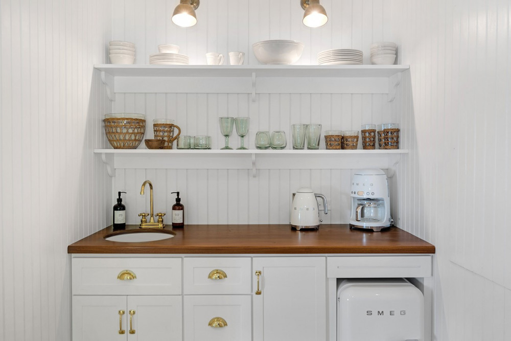 Longview Villa on Round Hill