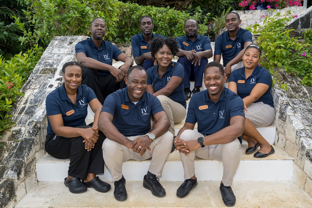 Longview Villa on Round Hill