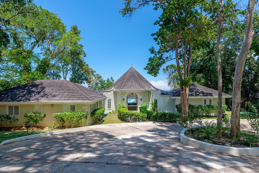 Frangipani at Prospect Estate