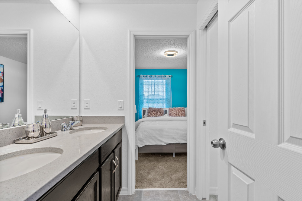 Solara Resort 376