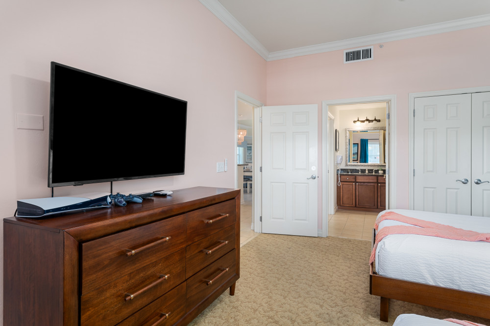 Reunion Resort 708