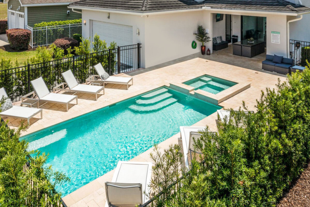 Reunion Resort 733