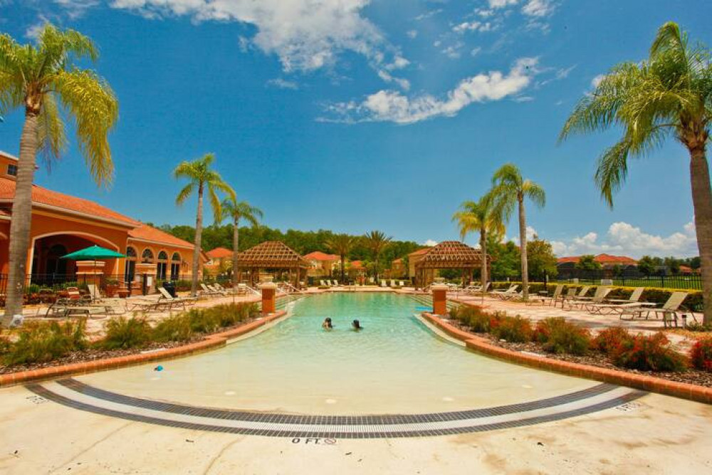 Bella Vida Resort 66