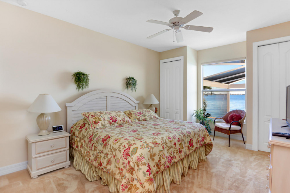 Cape Coral 242