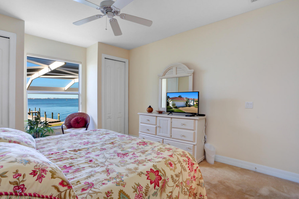 Cape Coral 242