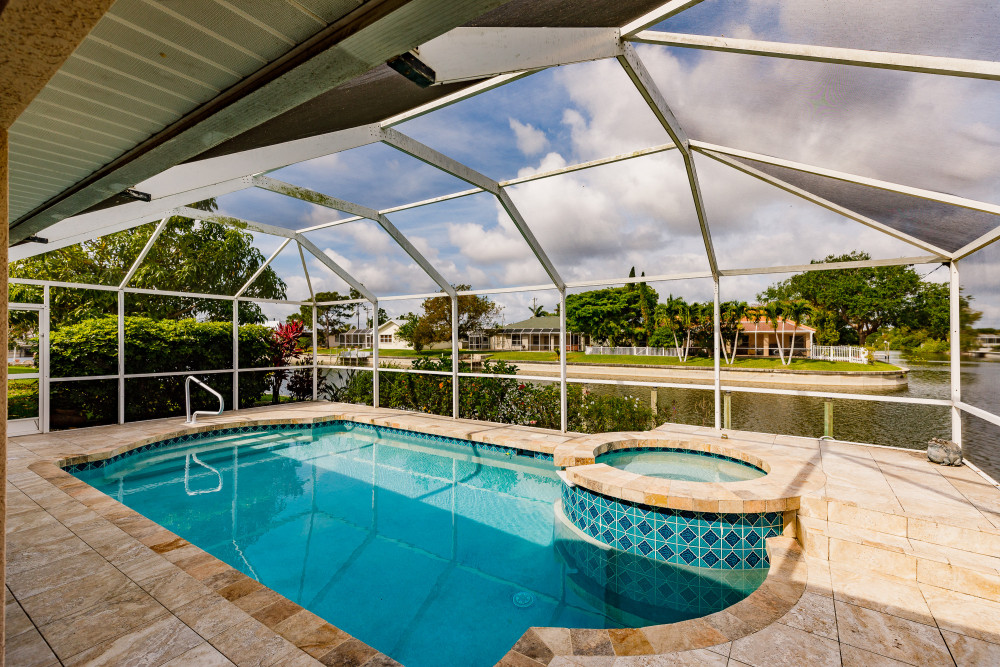 Cape Coral 81