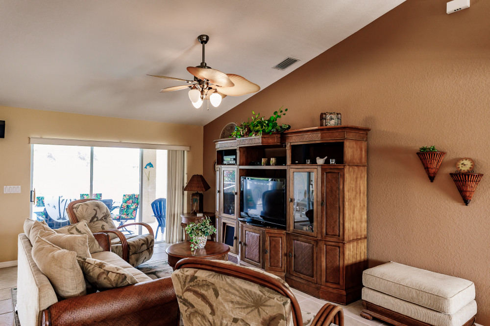 Cape Coral 81