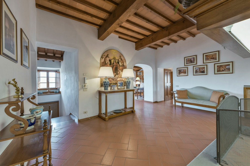 Adorna - 10 Bed