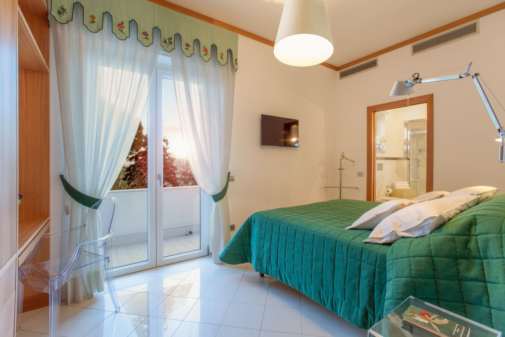 Sorrento 11