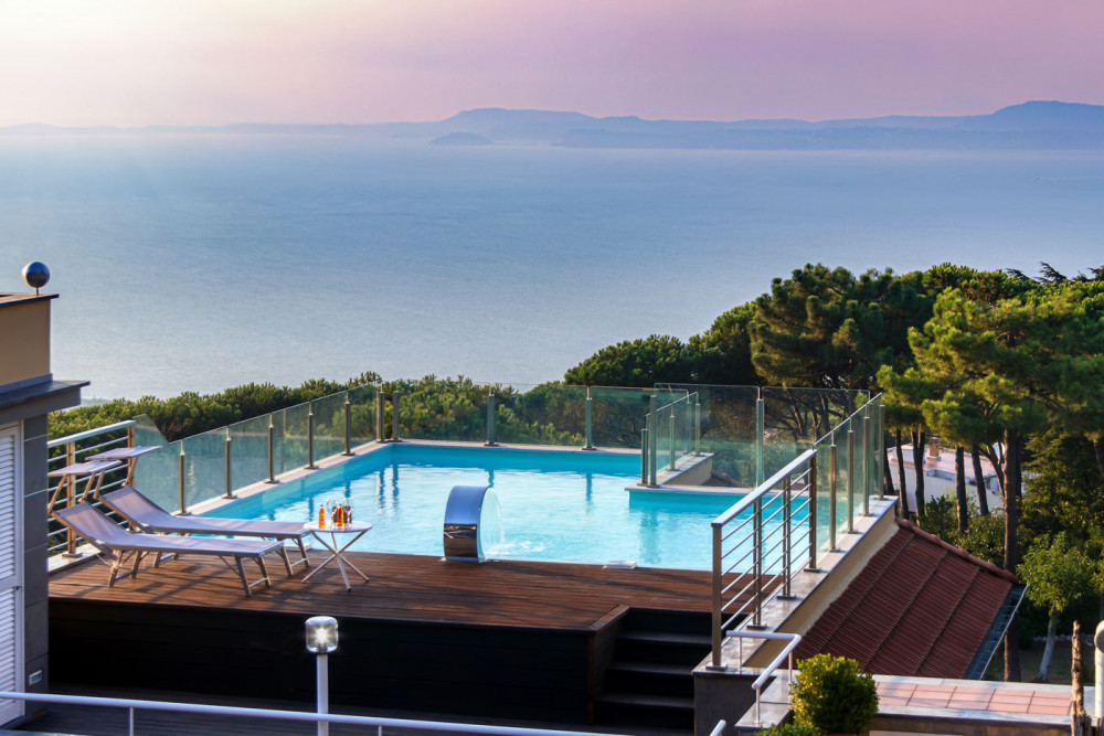 Sorrento 12