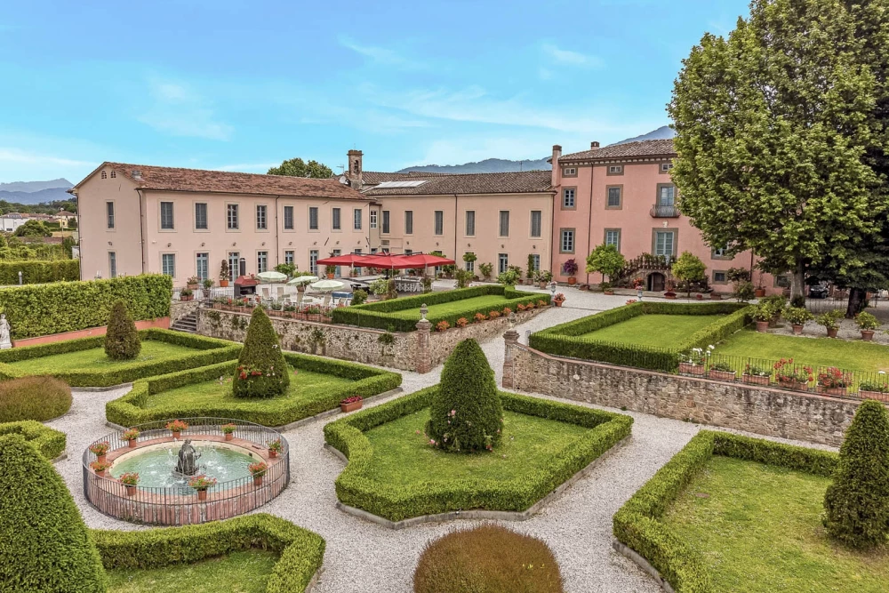 Lucca 22