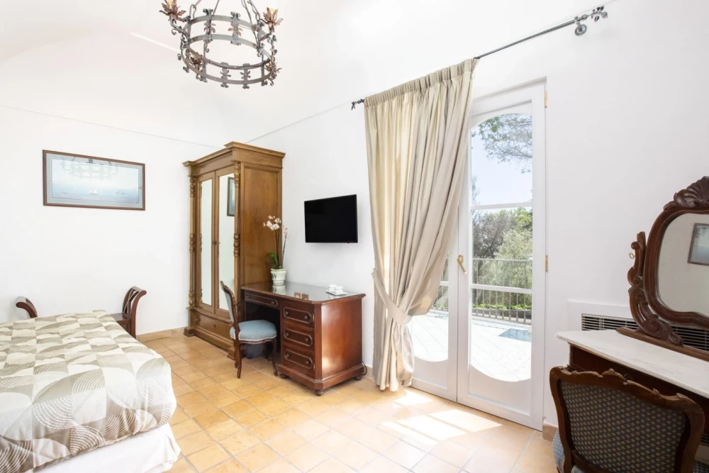 Sorrento 14