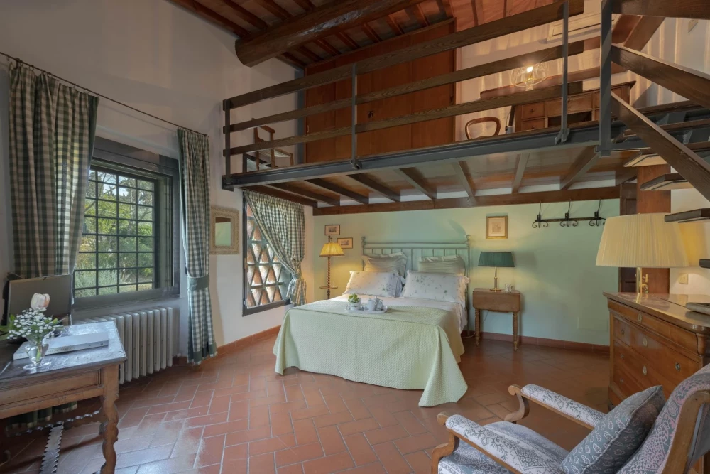 Tuscany 104