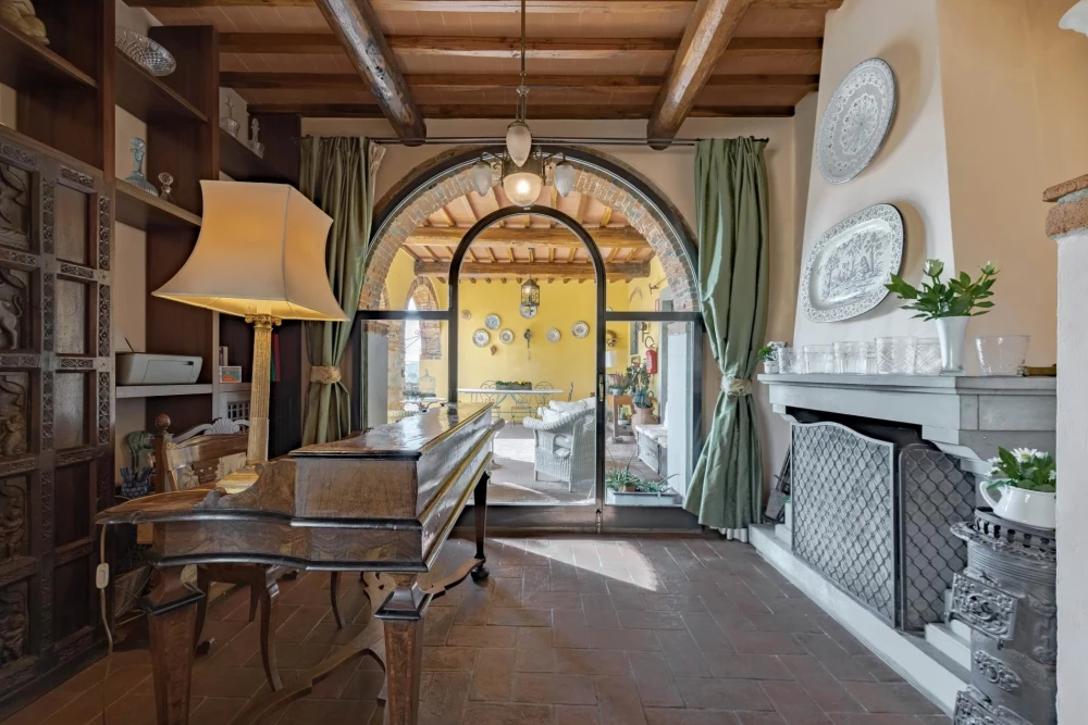 Tuscany 104