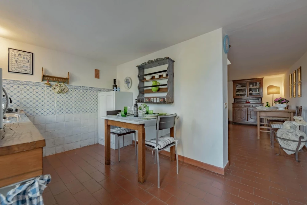 Tuscany 104