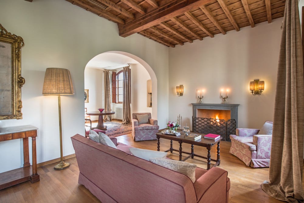 Isimora - 9 Bed