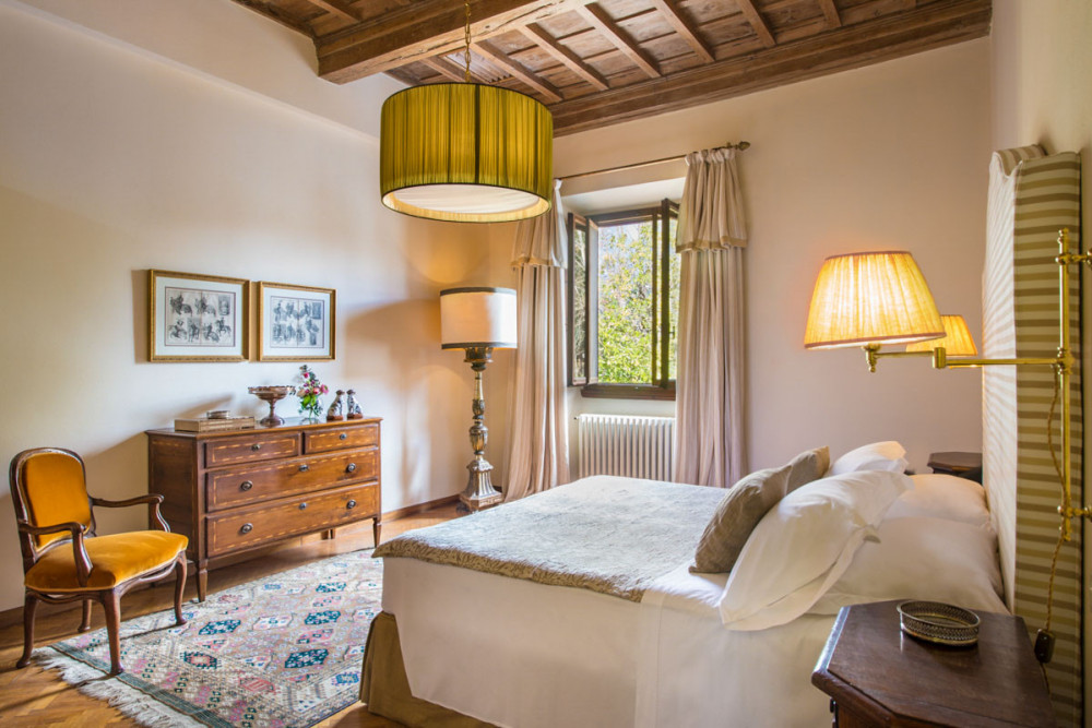 Isimora - 9 Bed