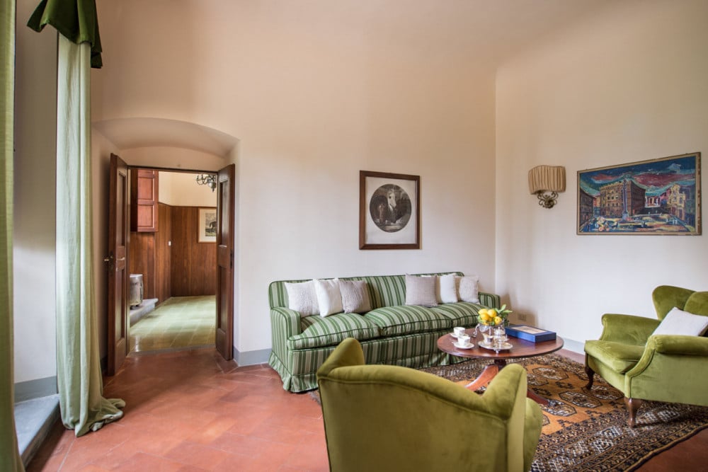 Isimora - 9 Bed