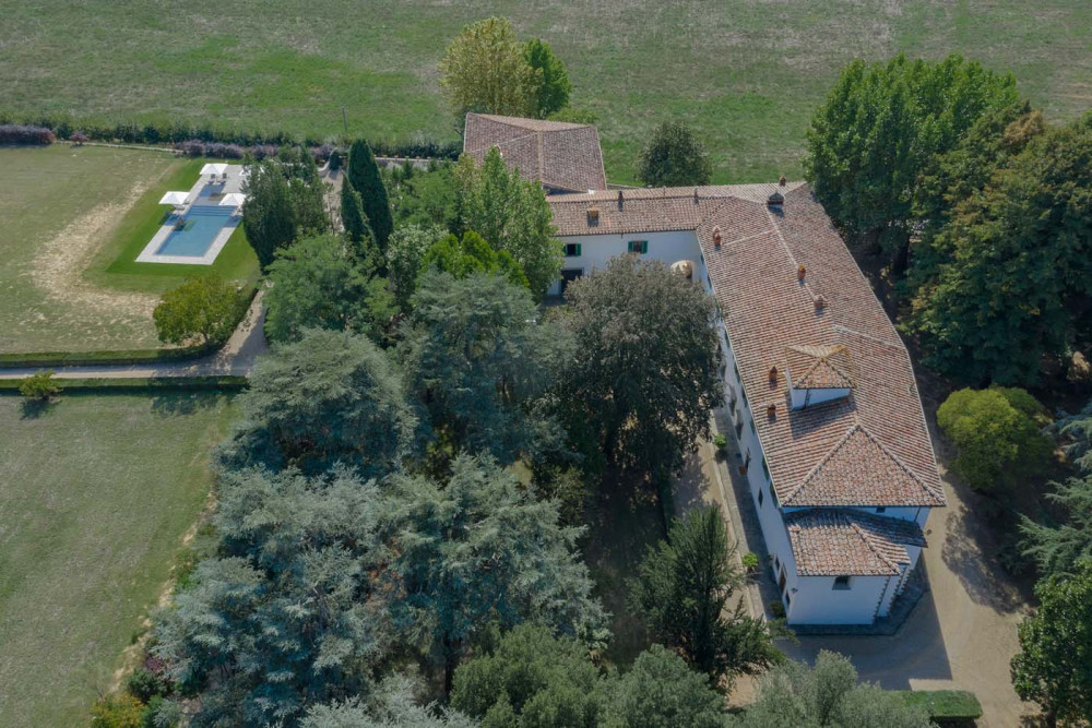Isimora - 9 Bed