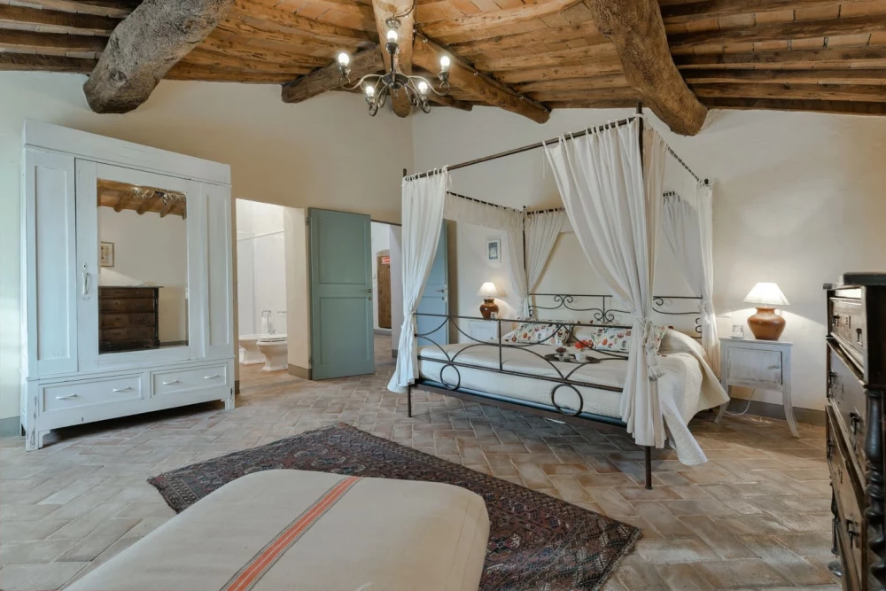 Tuscany 109