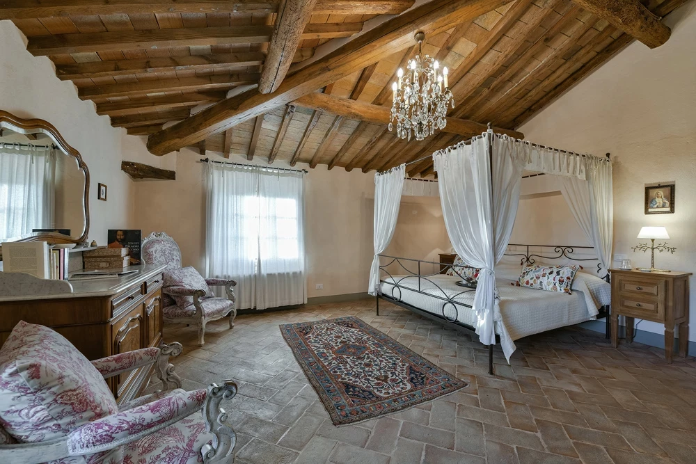 Tuscany 109